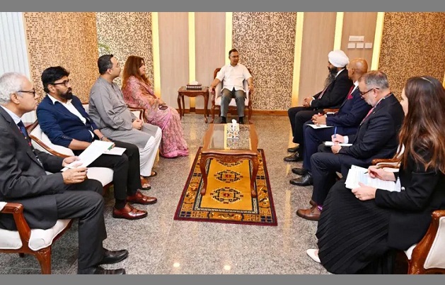 প্রধানমন্ত্রীর সঙ্গে কানাডার আন্তর্জাতিক উন্নয়ন প্রতিমন্ত্রীর সাক্ষাৎ